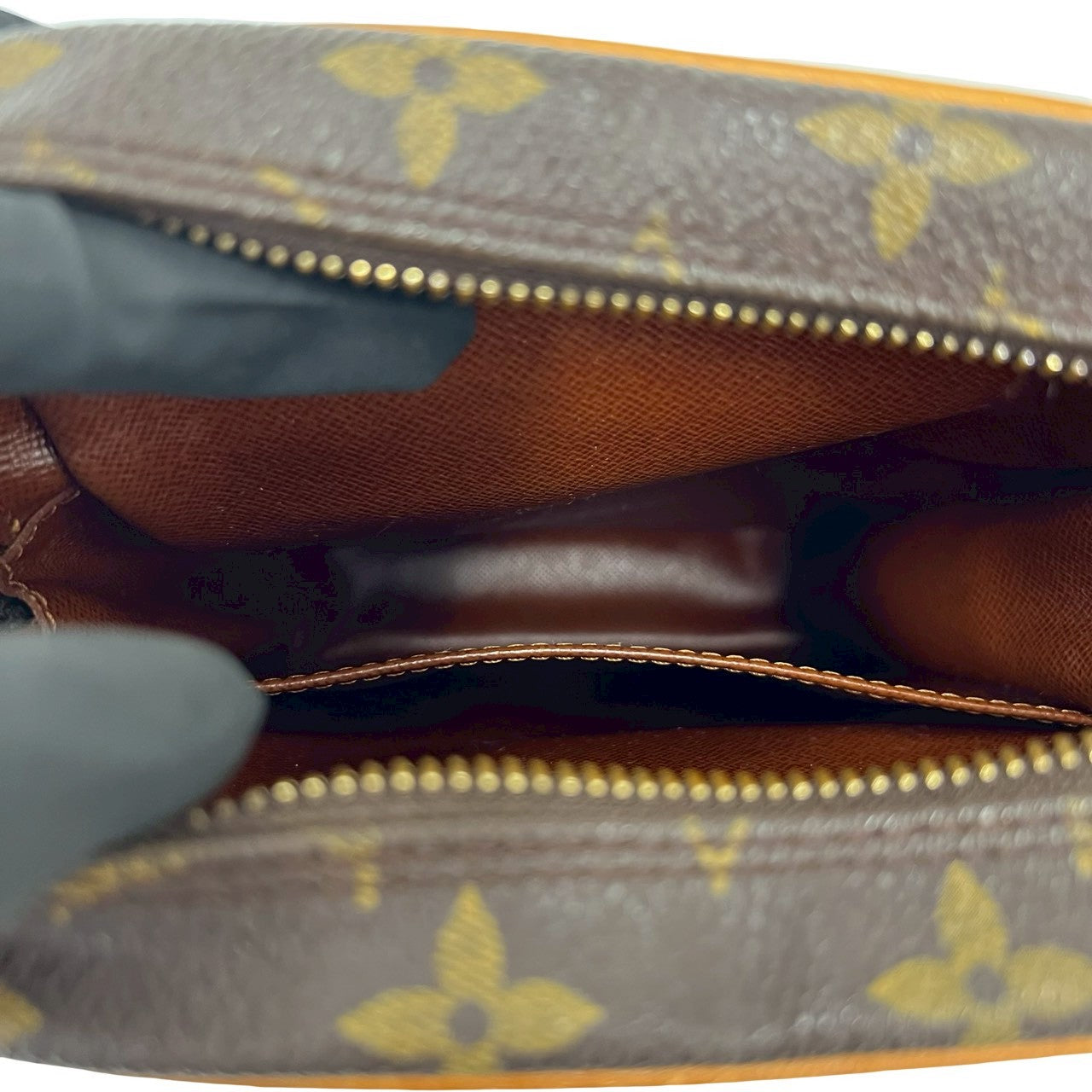 LOUIS VUITTON ルイヴィトン (Vintage) アマゾン ショルダーバッグ – Trip