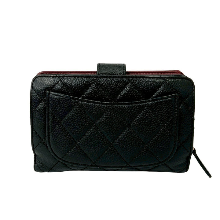 bifold wallet chanel