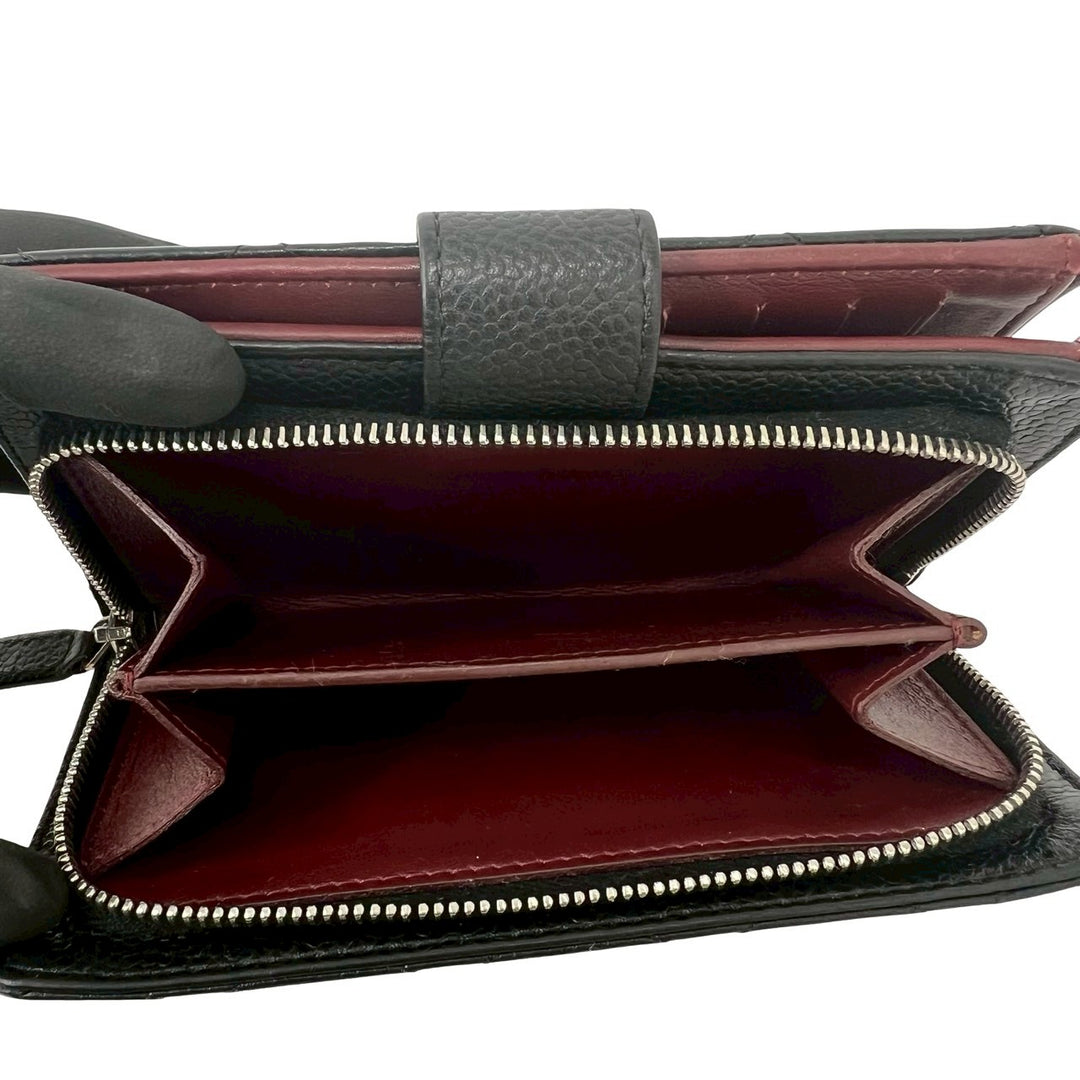 bifold wallet chanel