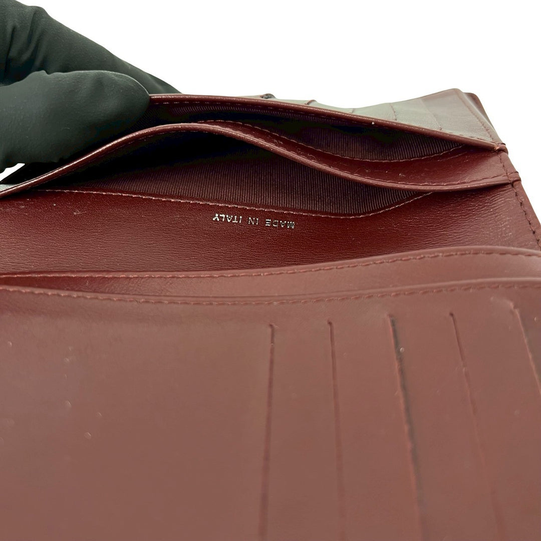 bifold wallet chanel