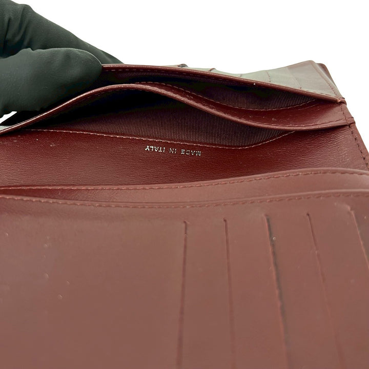 bifold wallet chanel