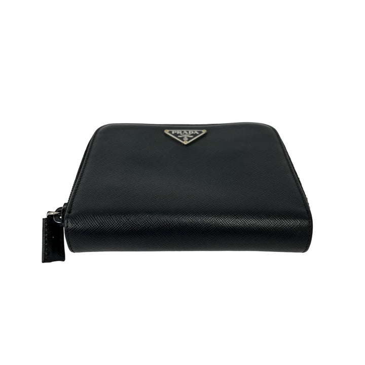 bifold wallet prada