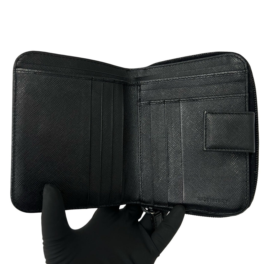 bifold wallet prada