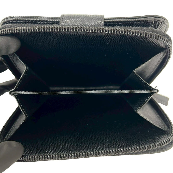 bifold wallet prada