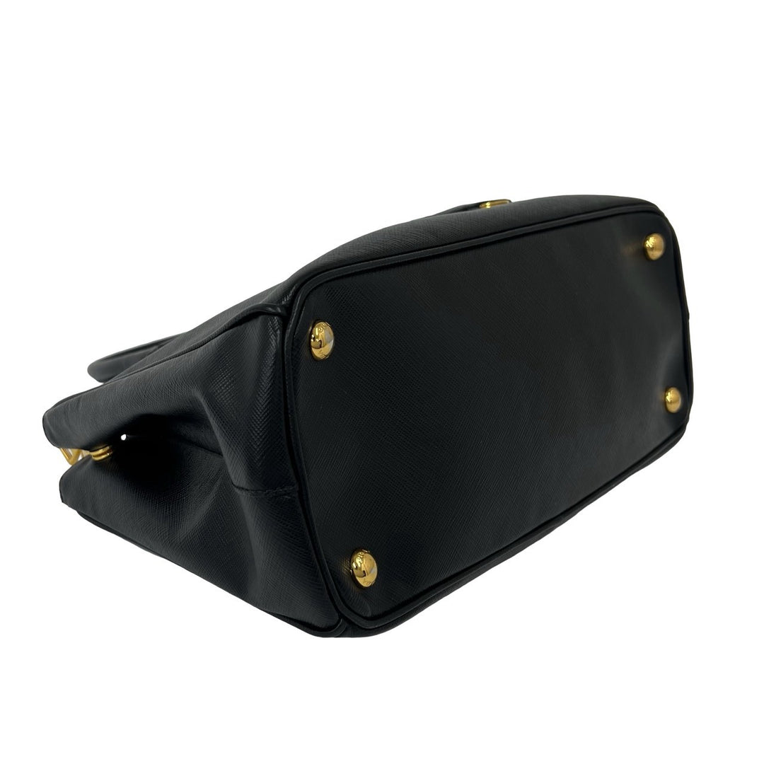 ショルダーバッグ プラダ