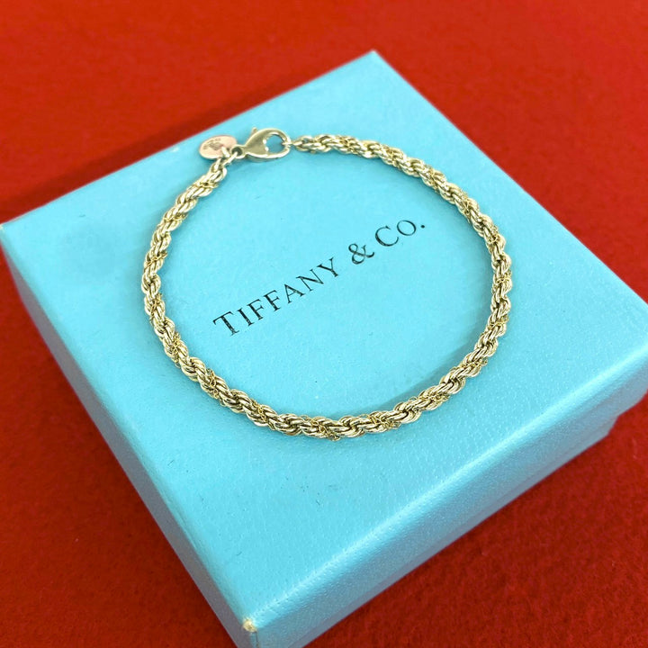 blurRubbingTiffany Twisted Rope BureRubbingCut