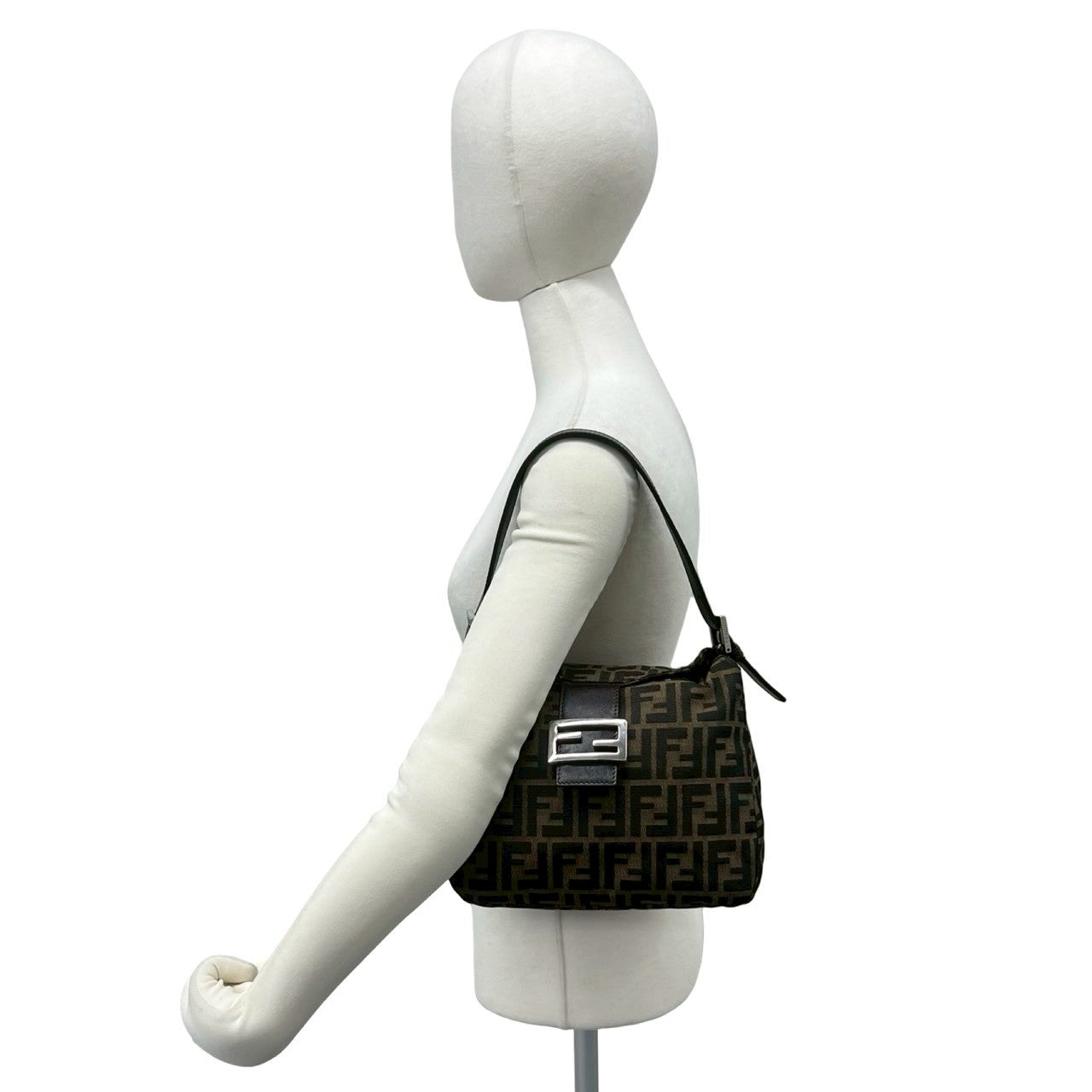 FENDI フェンディ (Vintage) マンマバケット ショルダーバッグ – Trip