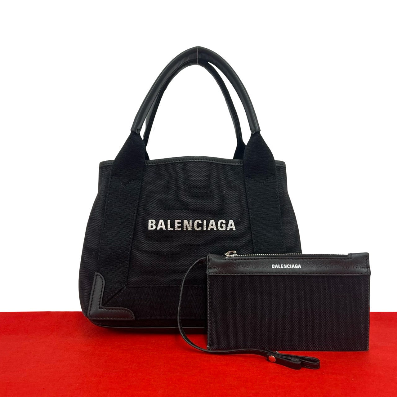 BALENCIAGA バレンシアガ ネイビーカバス XS ハンドバッグ – Trip