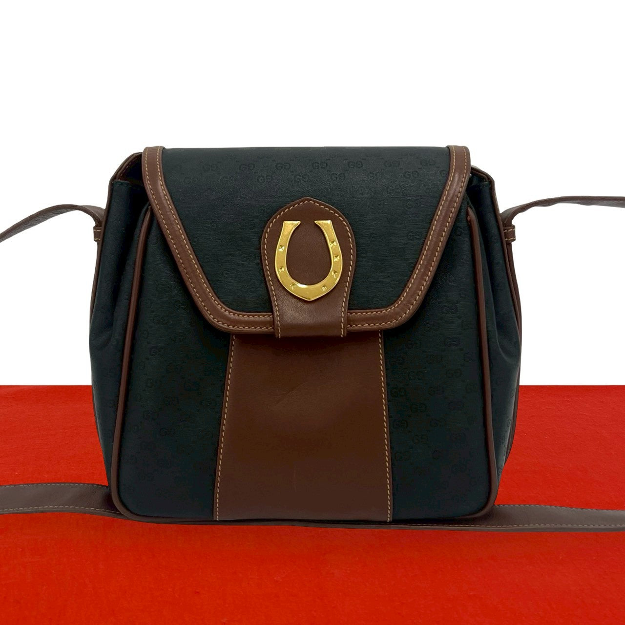 ［美品］GUCCIショルダーバッグ GUCCI グッチ (Vintage) ショルダーバッグ – Trip