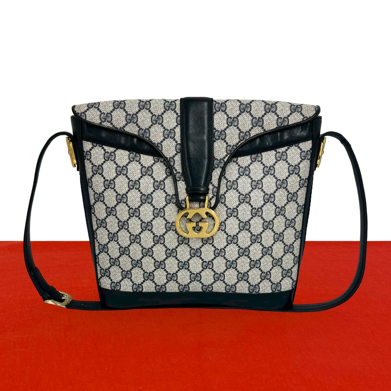 GUCCI グッチ (Vintage) ショルダーバッグ – Trip