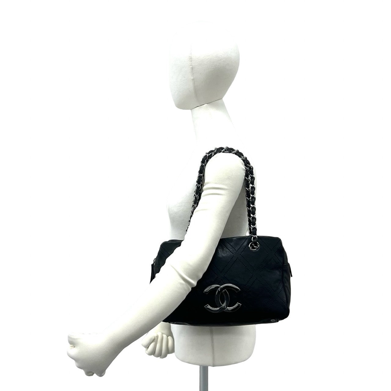 CHANEL シャネル ショルダーバッグ – Trip