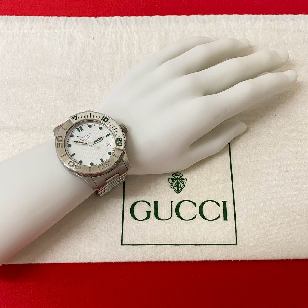 GUCCI スポーツ Gタイムレススポーツ 腕時計 GUCCI Gタイムレス スポーツ – Trip