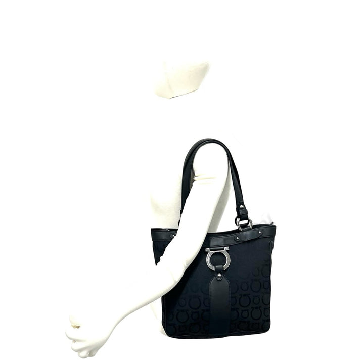 handbag salvatore ferragamo