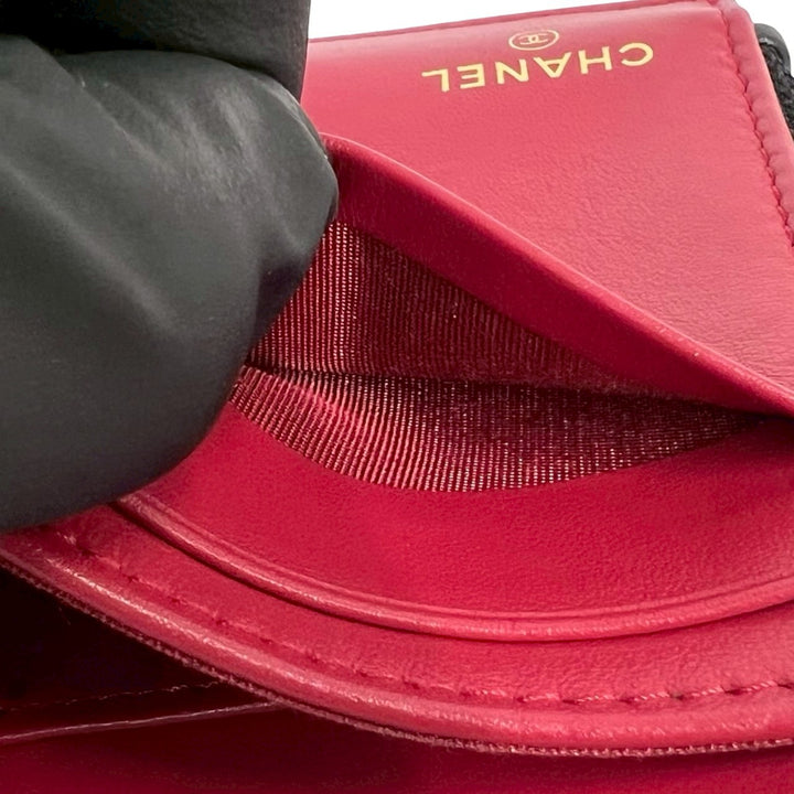 trifold wallet chanel