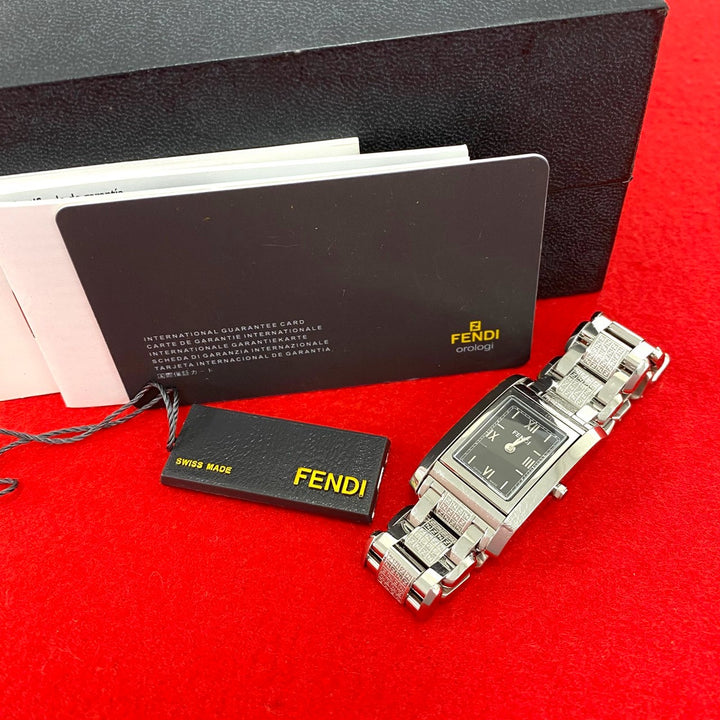 腕時計 フェンディ ループ 7600L