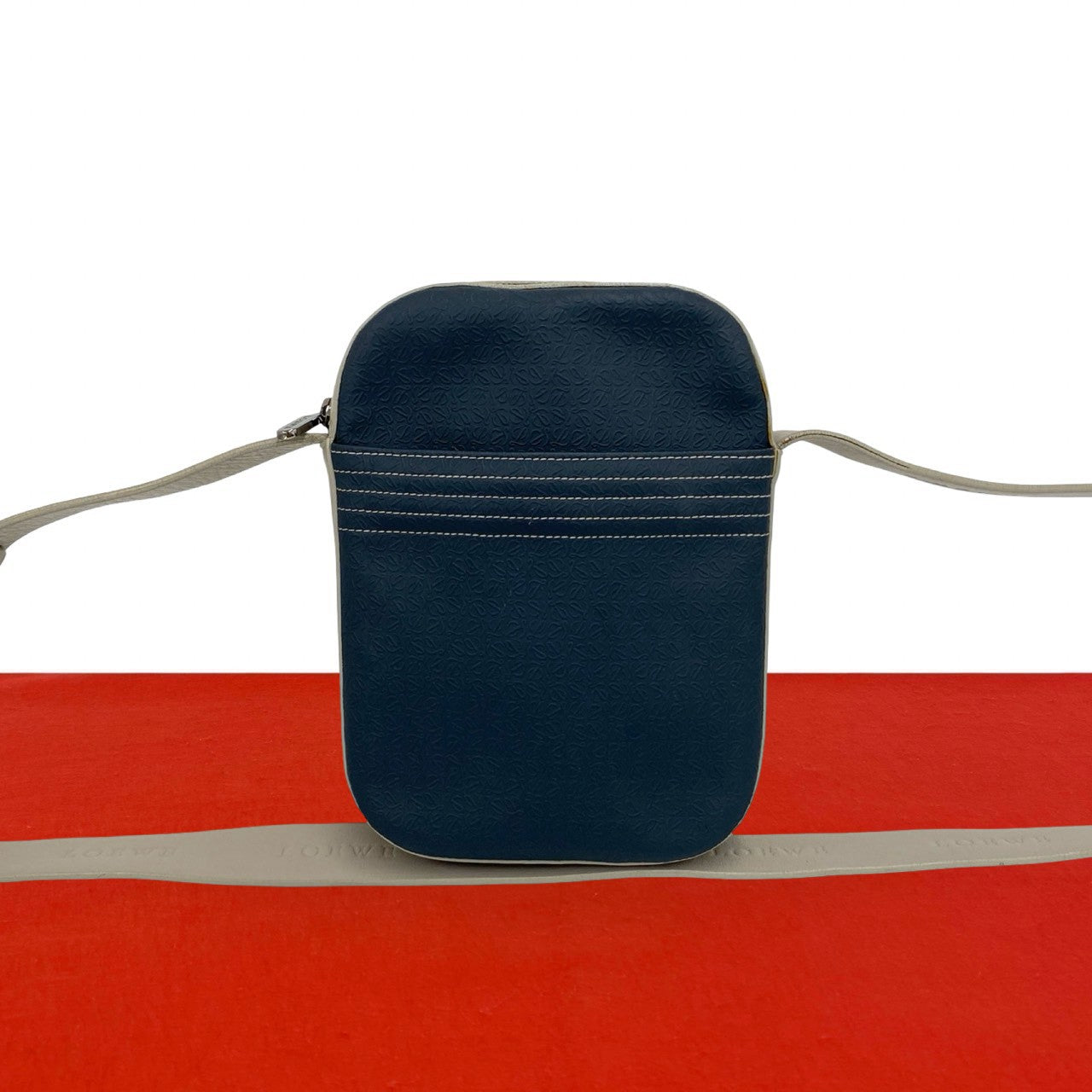 LOEWE ロエベ ショルダーバッグ – Trip