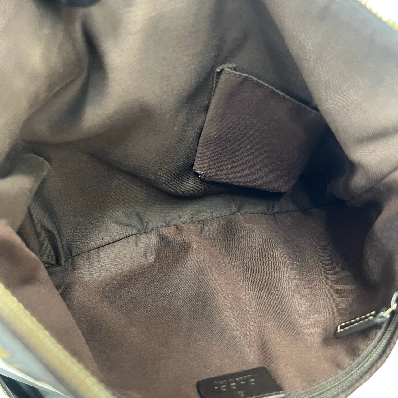 GUCCI グッチ ショルダーバッグ – Trip