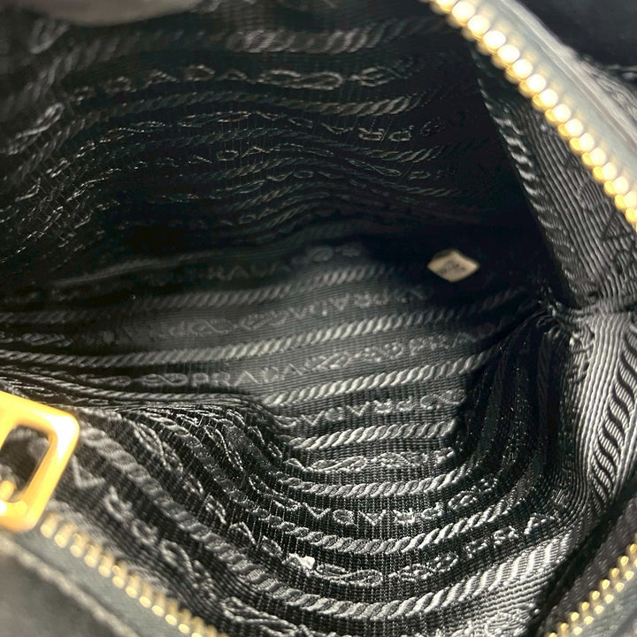 handbag prada