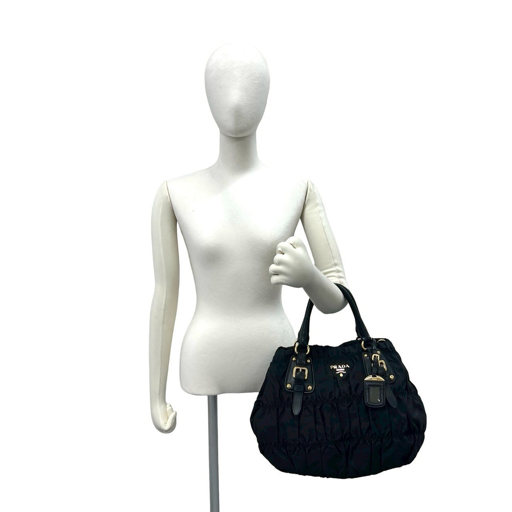 handbag prada