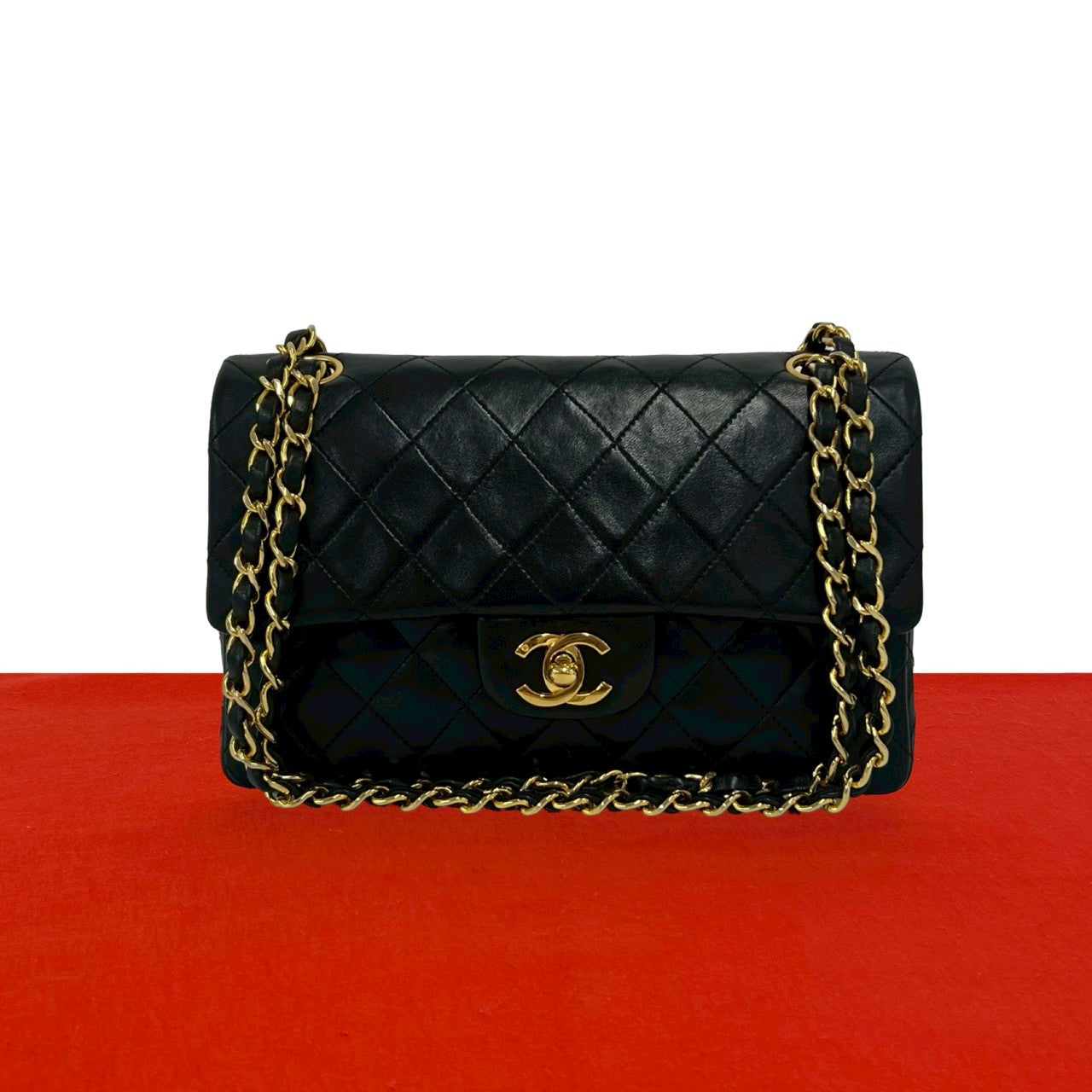 CHANEL/シャネル　ヴィンテージ　ショルダーバッグ　スエード　ブラック CHANEL シャネル (Vintage) ショルダーバッグ – Trip