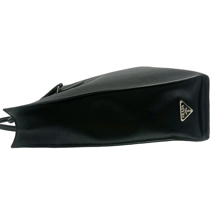 handbag prada