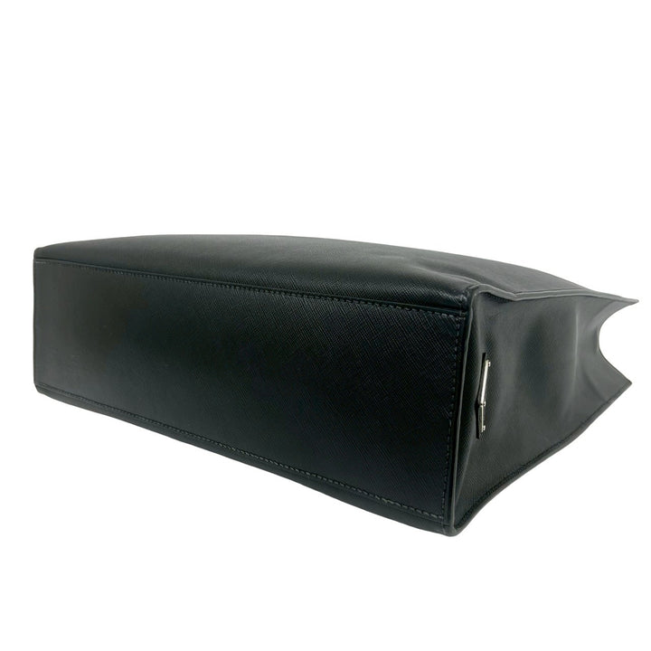 handbag prada