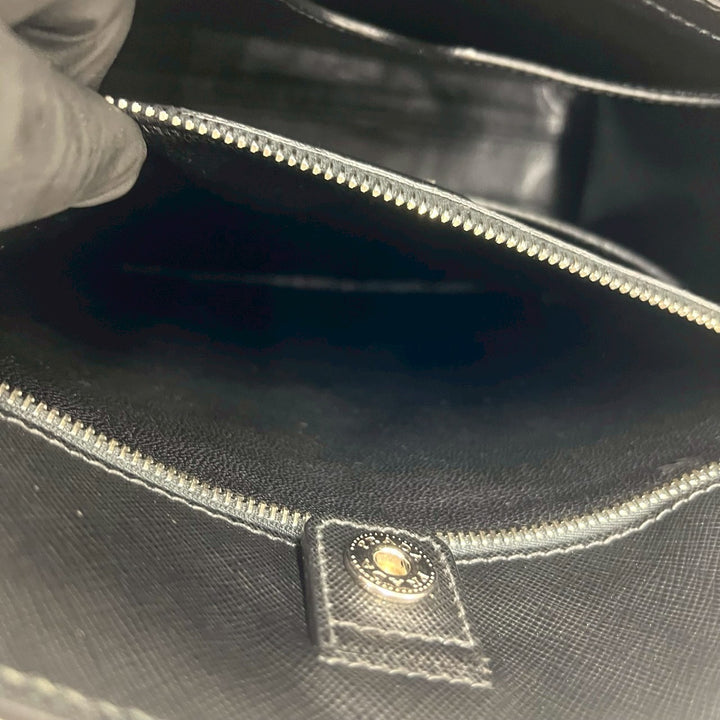 handbag prada