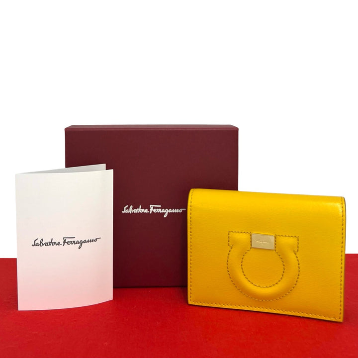 bifold wallet salvatore ferragamo