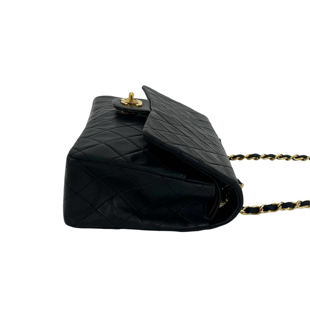 ショルダーバッグ シャネル