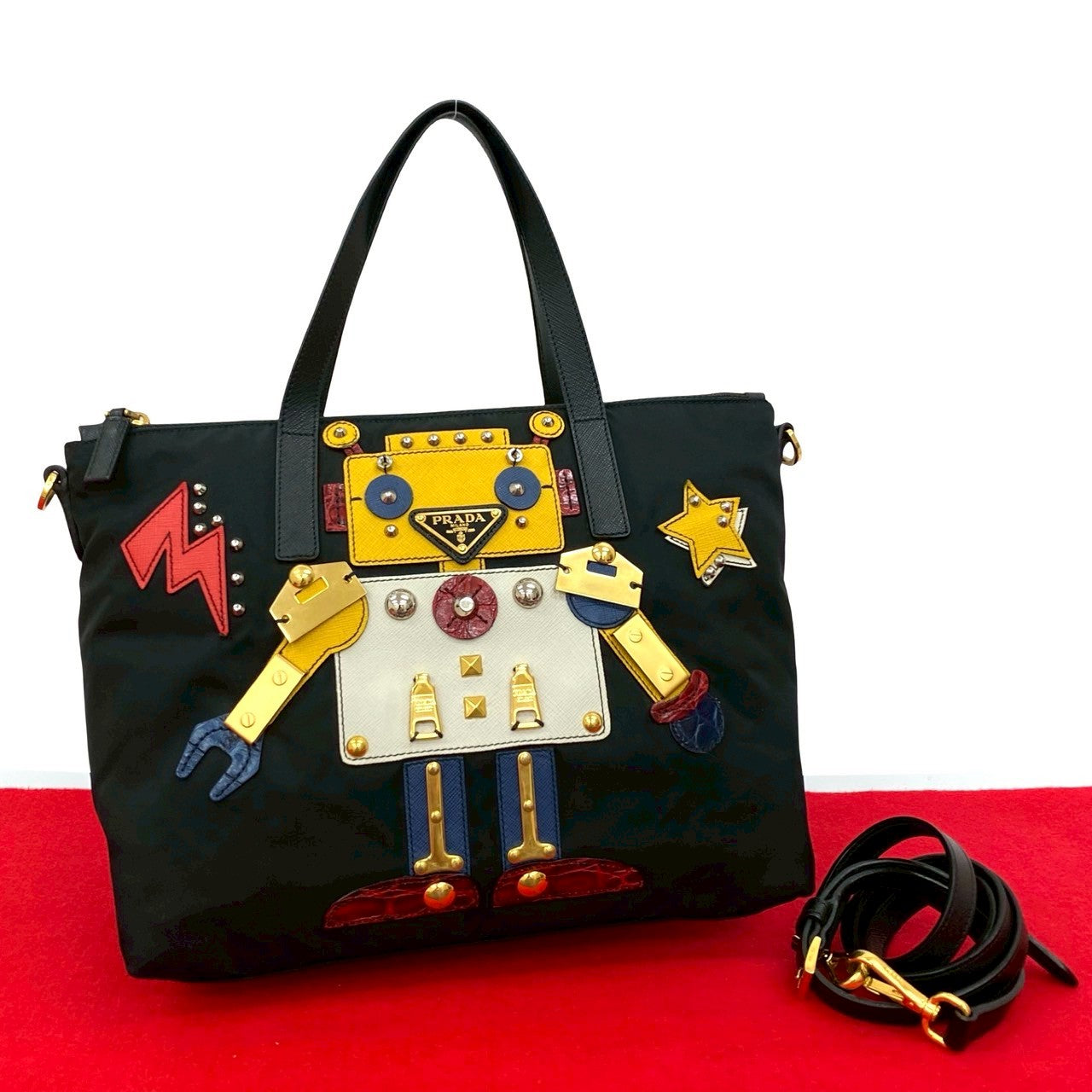 プラダ　ロボットデザイン ナイロントートバッグ PRADA（プラダ） ポコノ ロボット ナイロン トートバッグ 三角プレート