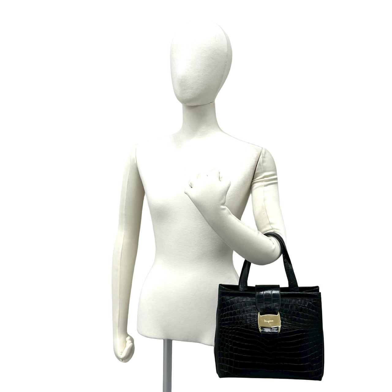 Salvatore Ferragamo サルヴァトーレフェラガモ (Vintage
