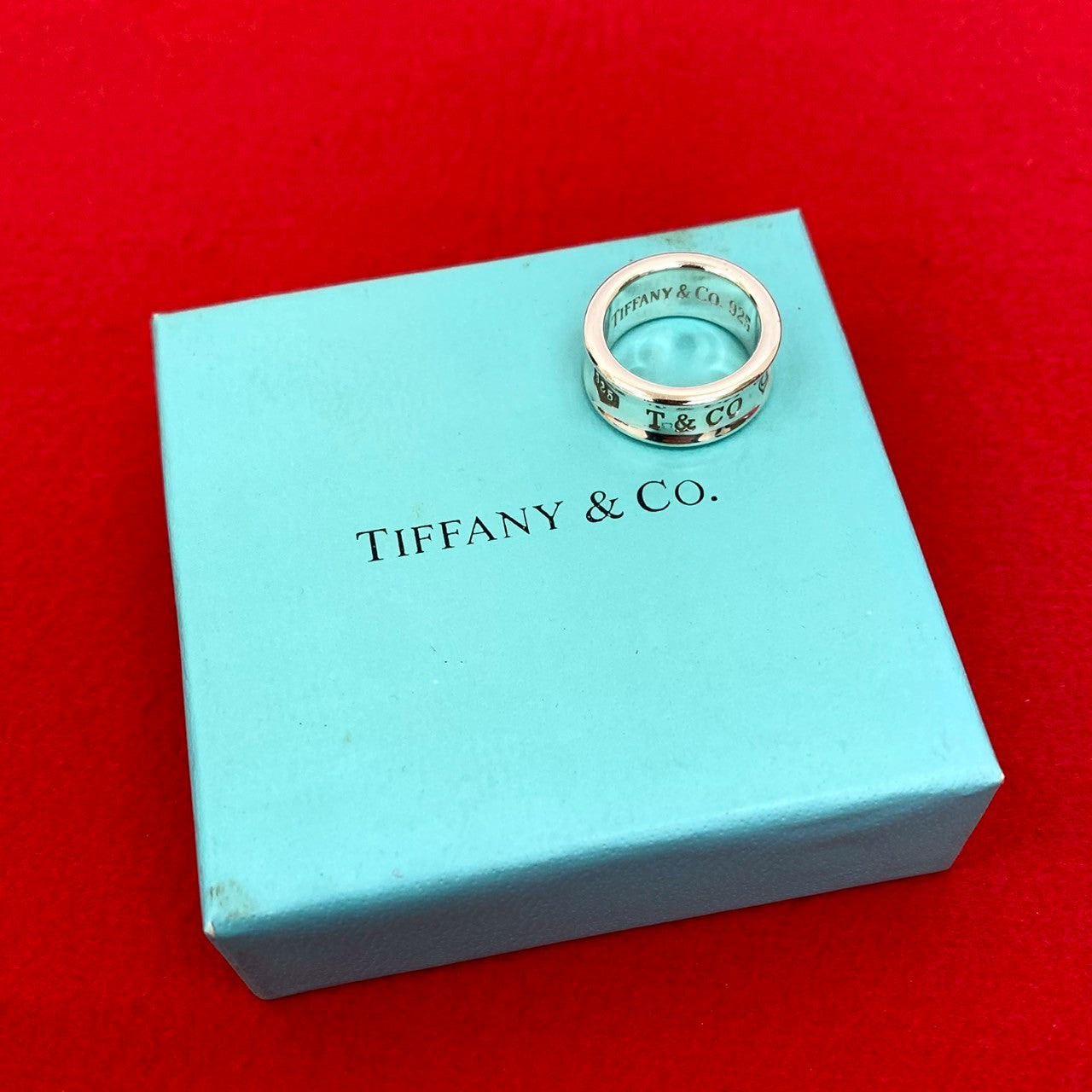 TIFFANY&Co. 1837 ナローリング – Trip