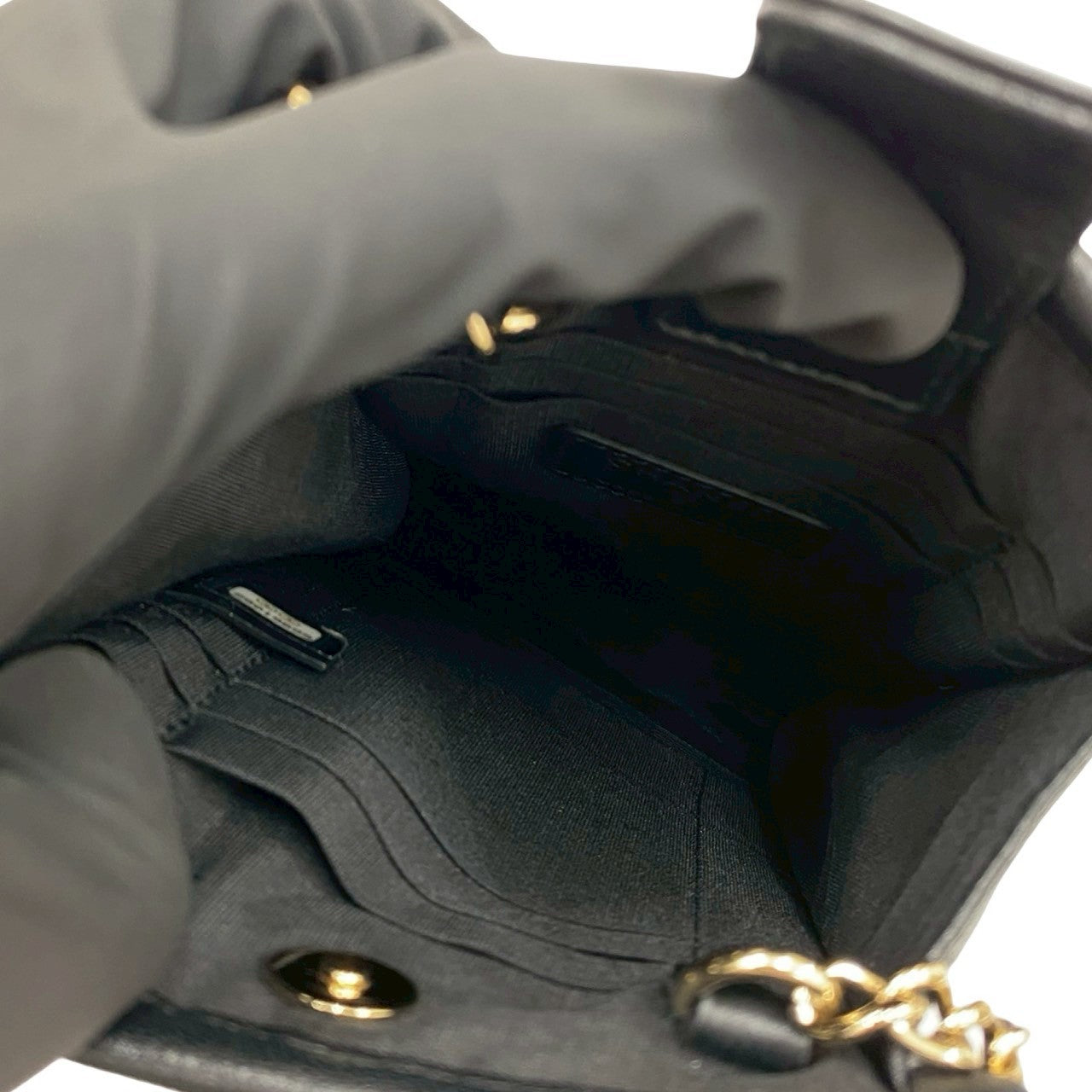 CHANEL シャネル ショルダーバッグ – Trip