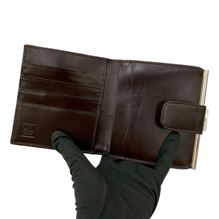 二つ折り財布 フェンディ