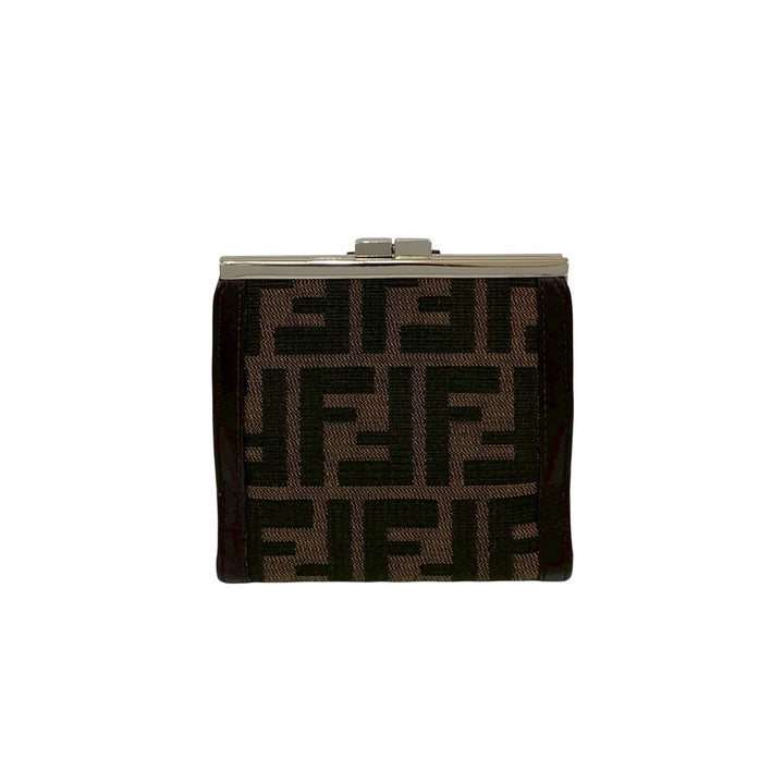 二つ折り財布 フェンディ