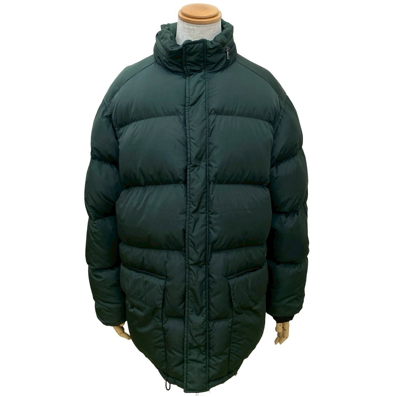 は*と様 PRADA カーキ ダウンジャケット　‼︎本日限定価格‼︎ は*と様 PRADA カーキ ダウンジャケット ‼︎本日限定価格‼︎ - メルカリ