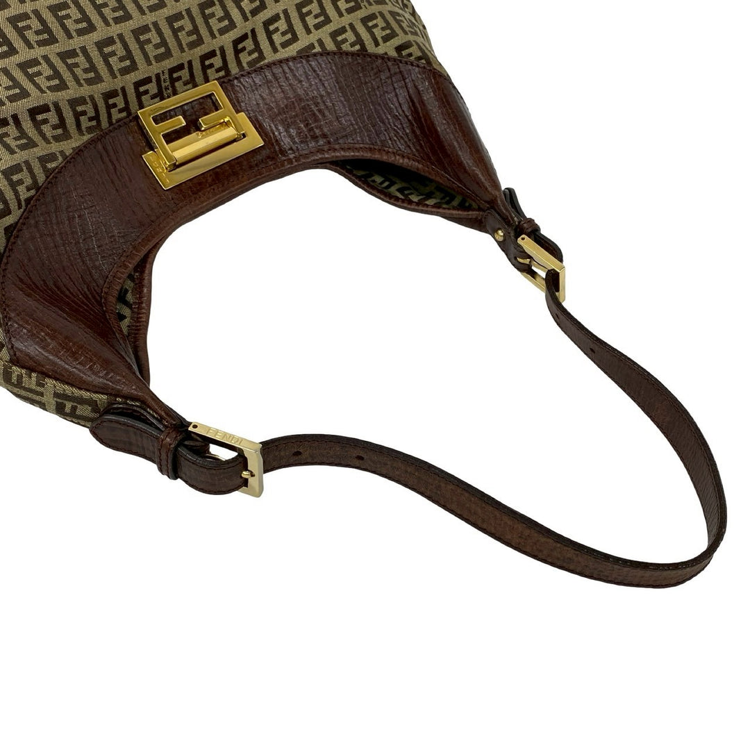 ショルダーバッグ フェンディ