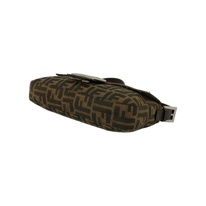 ショルダーバッグ フェンディ マンマバケット