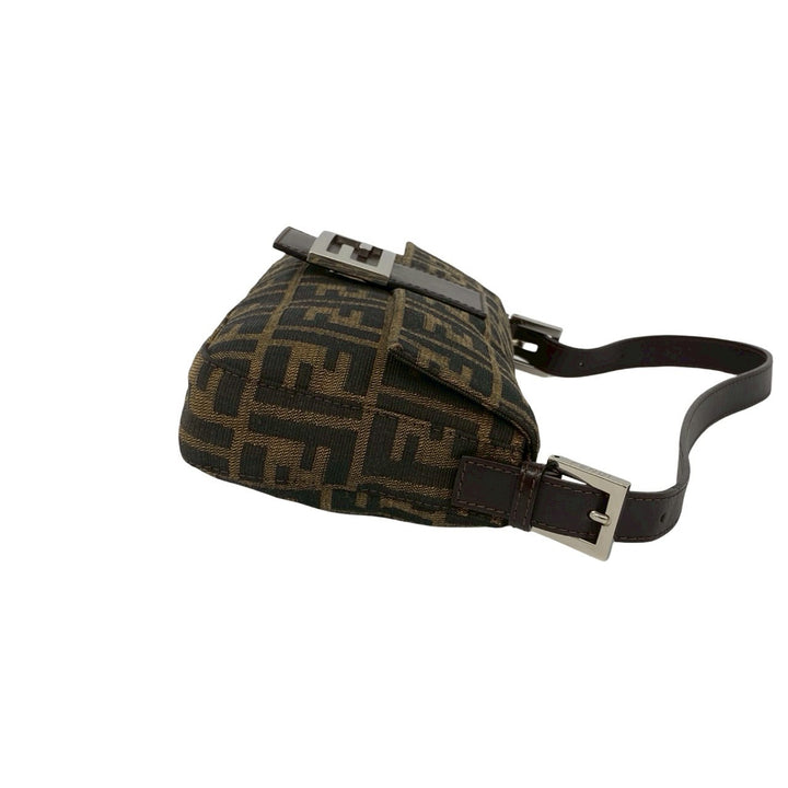 ショルダーバッグ フェンディ マンマバケット