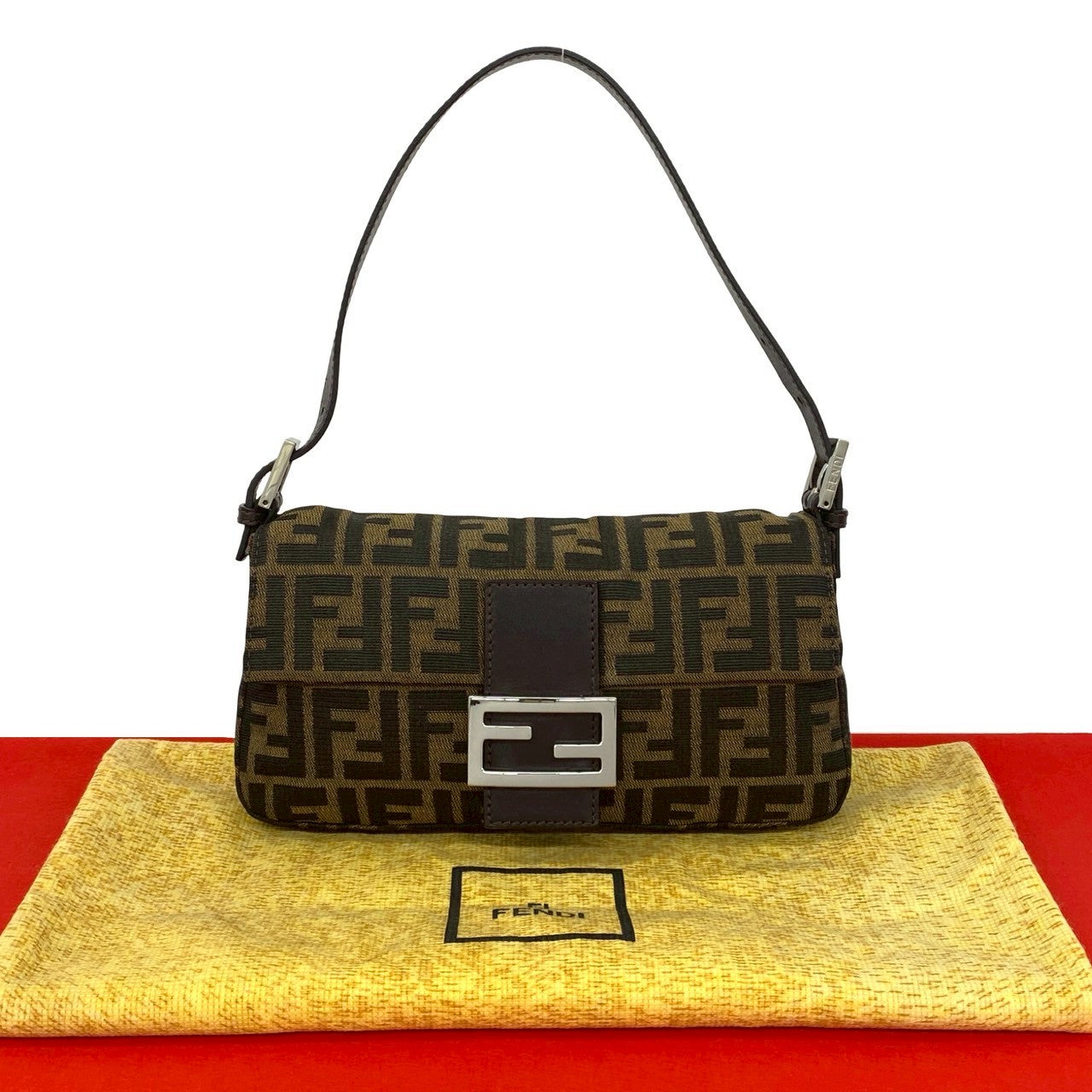FENDI フェンディ (Vintage) マンマバケット ショルダーバッグ – Trip