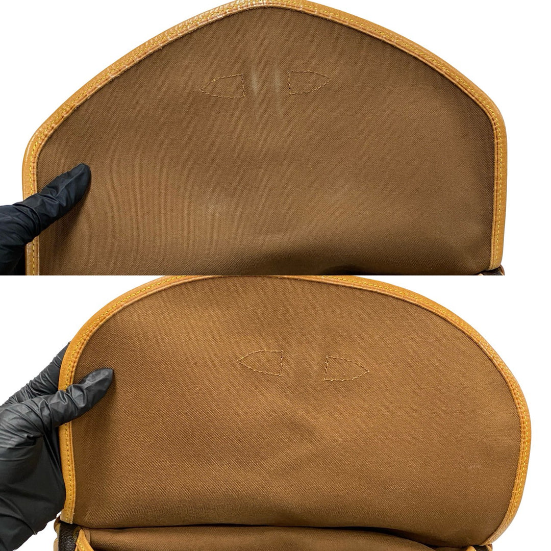 ショルダーバッグ ルイヴィトン ソミュール 30