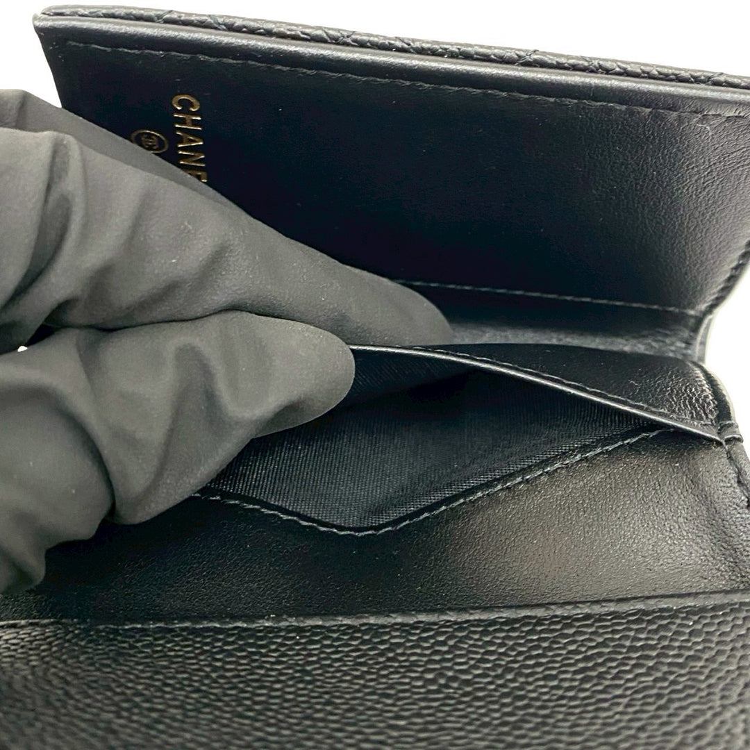 trifold wallet chanel