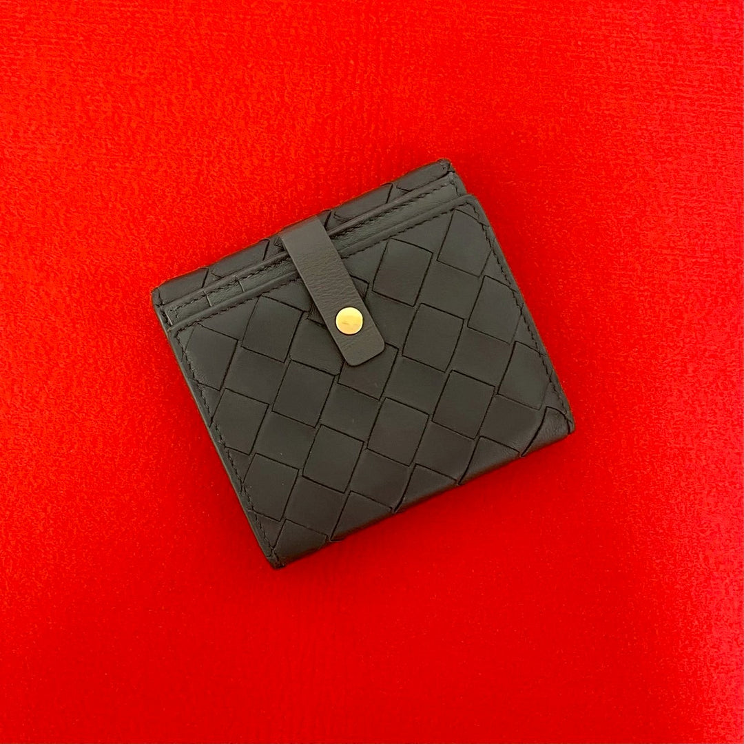 bifold wallet bottega veneta
