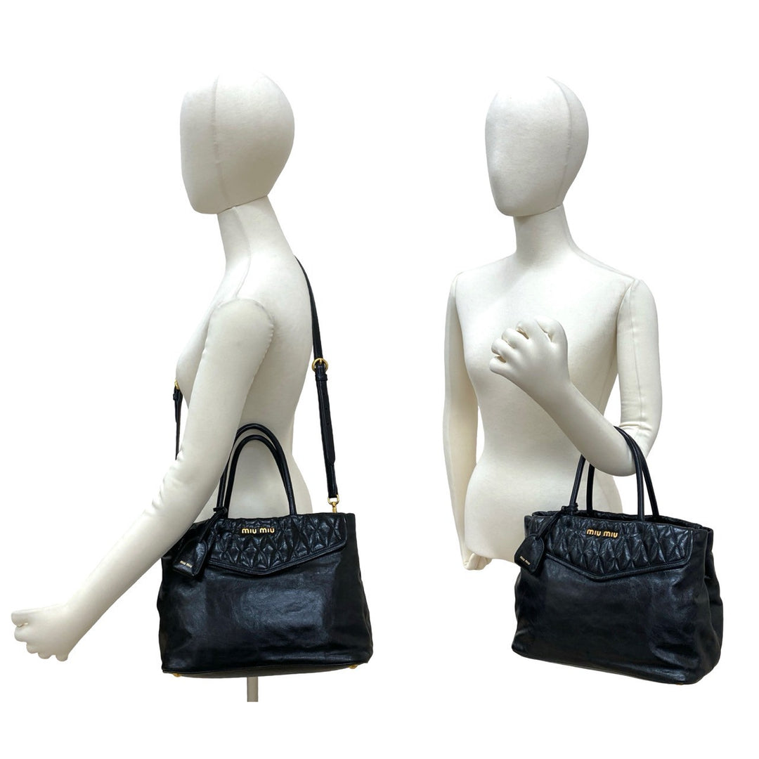 ショルダーバッグ ミュウミュウ