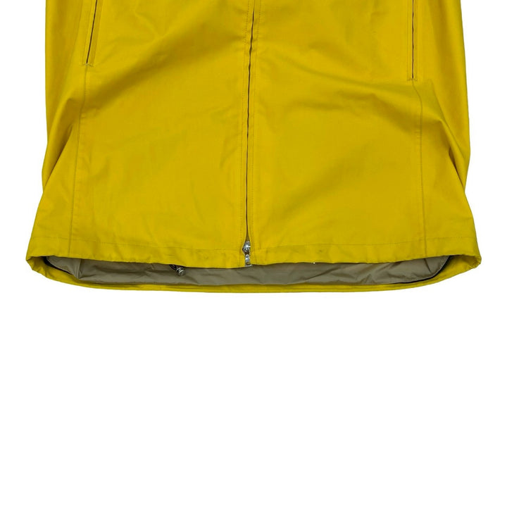 ブルゾン プラダ ゴアテックス ブルゾン