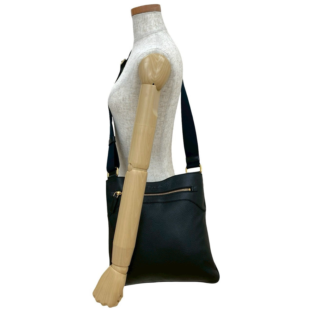 ショルダーバッグ プラダ