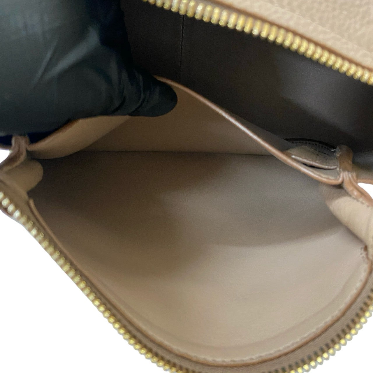 プラダ ケース ラウンドジップ ヴィッテロダイノ レザー ゴールド金具 PRADA☆フルーヴィッテロダイノソフトレザーミニハンドバッグ (PRADA