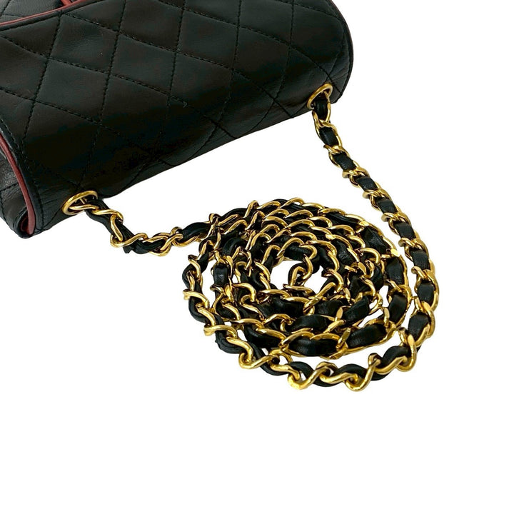 ショルダーバッグ シャネル