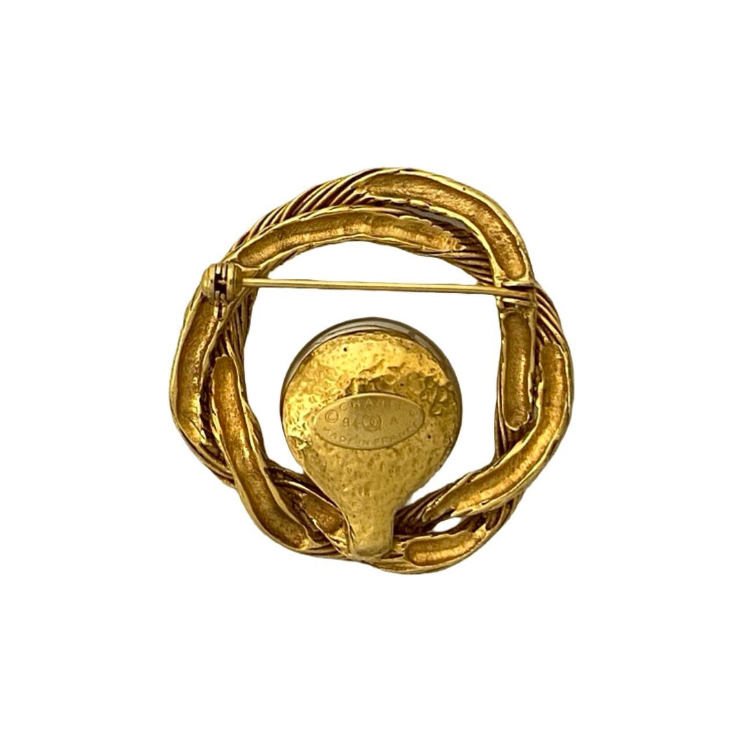 brooch chanel