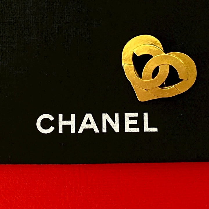 brooch chanel